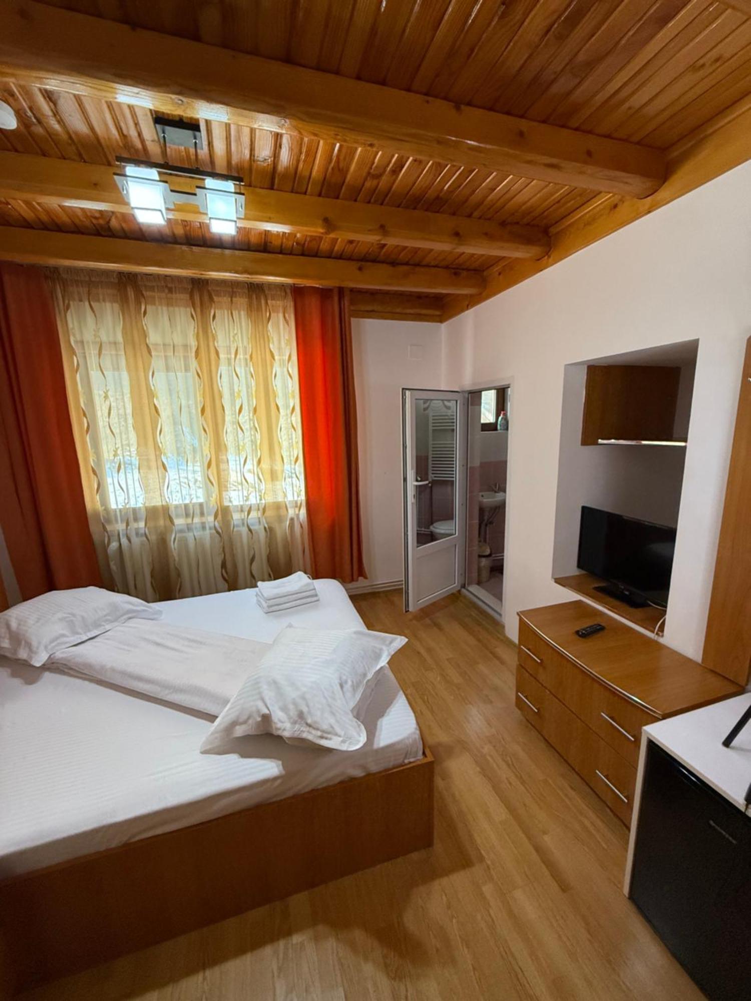 Casa Maryon Βίλα Rucăr Εξωτερικό φωτογραφία